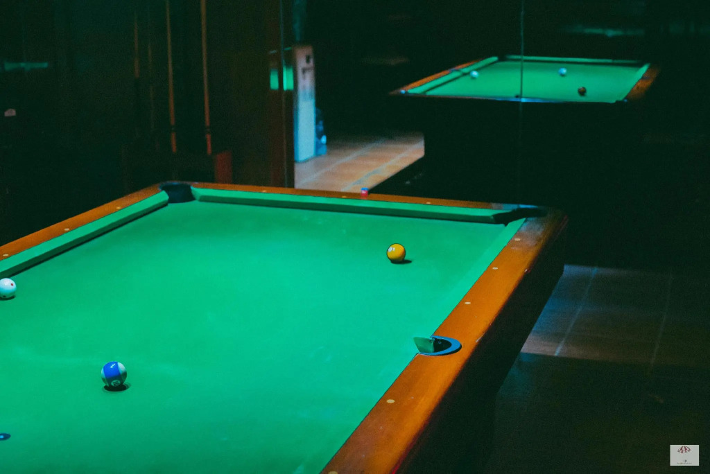 Thumbstar Hotel Bar