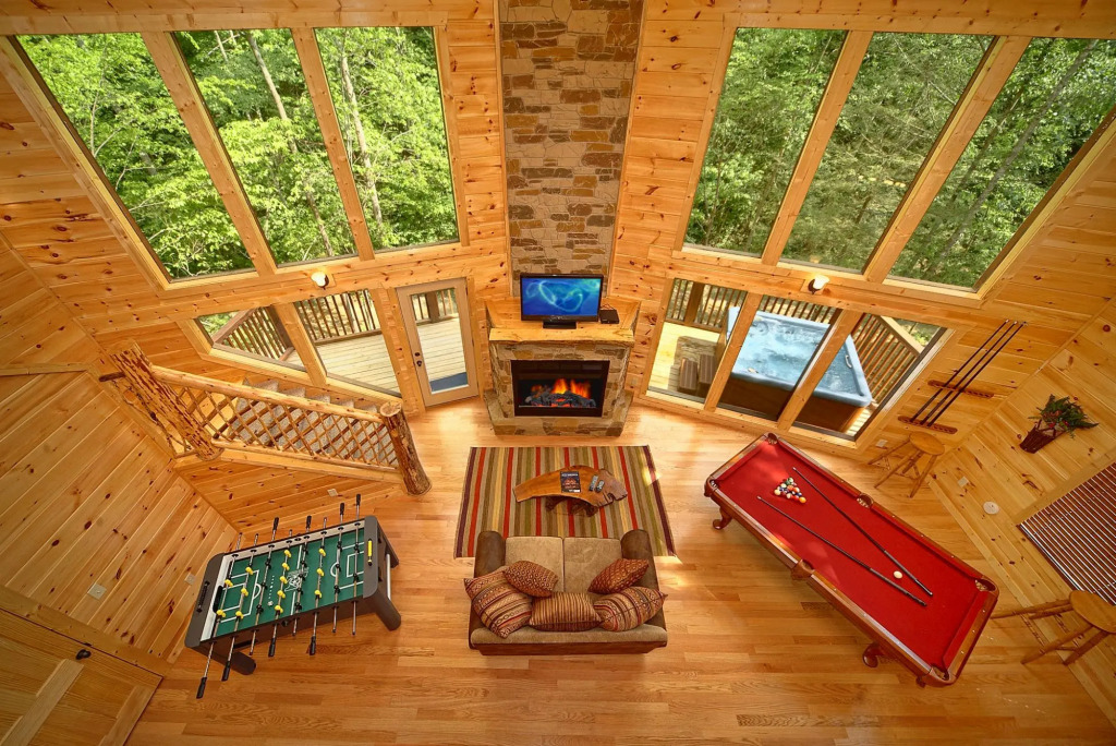 Hot Tub Game Room Romantic