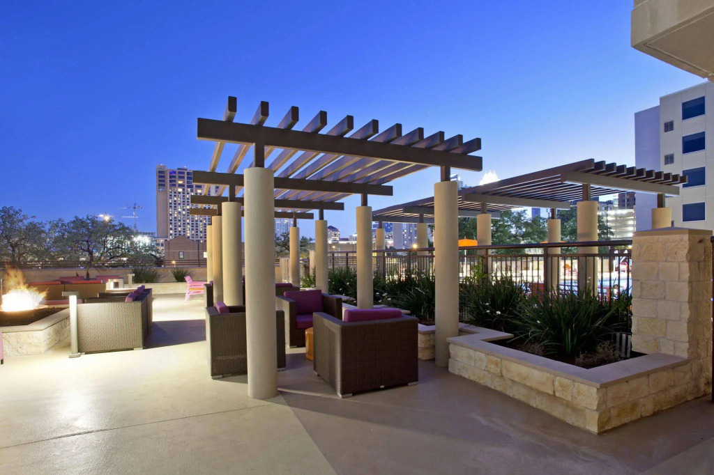 Hotel Indigo Austin Downtown - University by IHG