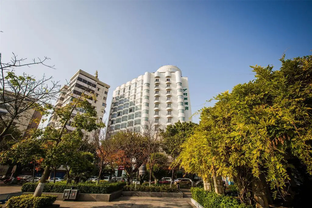 Yutian Hotel