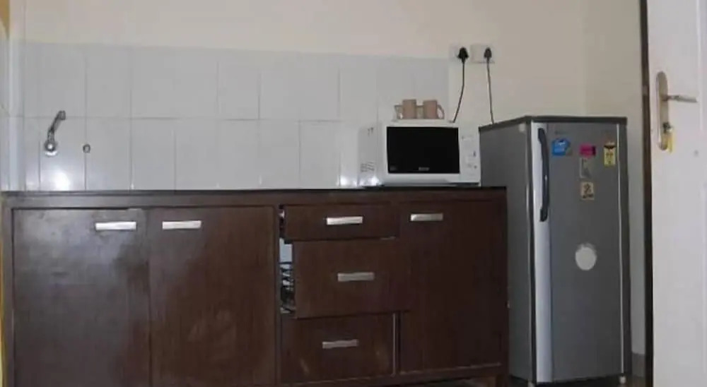 Tisha Apartment Hotel
