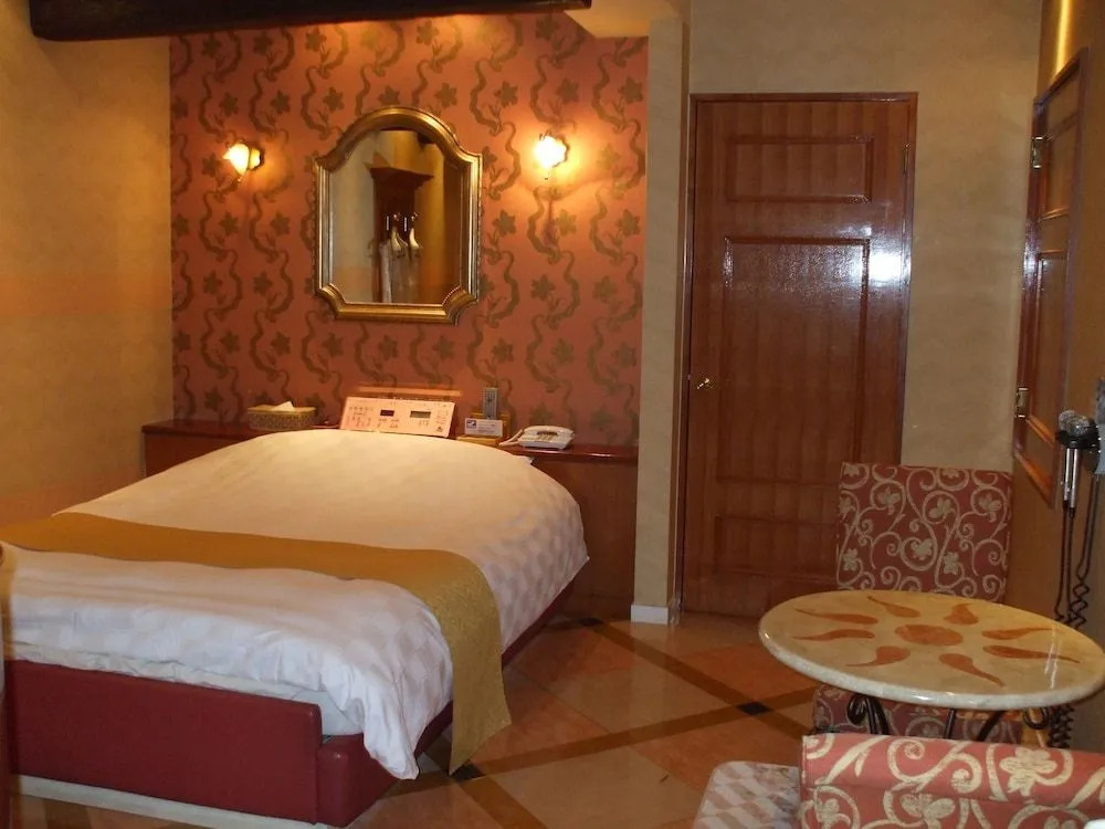 Hotel Large