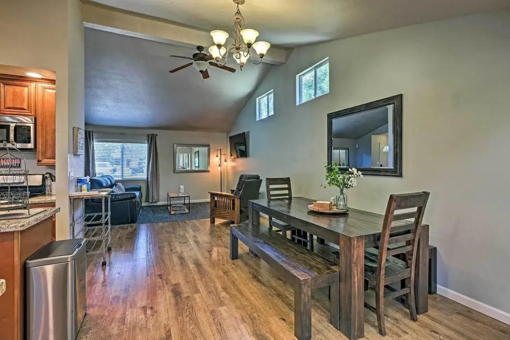 Pet-friendly Flagstaff Home w/ Mountain View