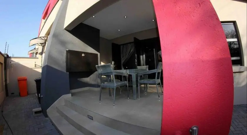 66 Dorp Street Apartment
