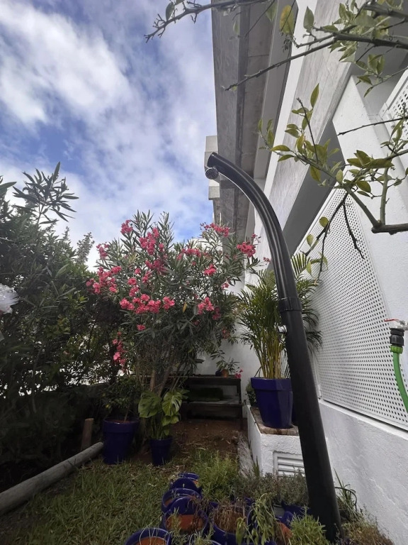 3bed Apartment- Garden, Private Pool, Free Parking