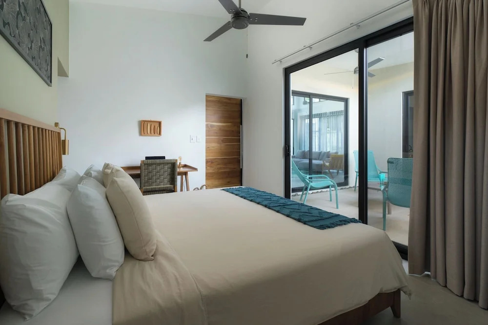 Casa Bo Jungle - Steps to Tamarindo Beach - Surf & Pool