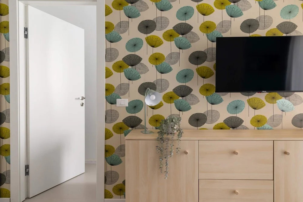 w Refined 1BR Steps From Milan s Cultural Core