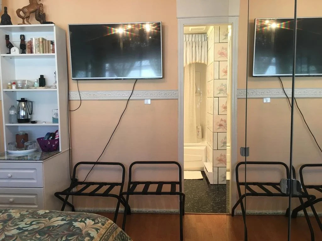 Dianas Luxury Bed and Breakfast