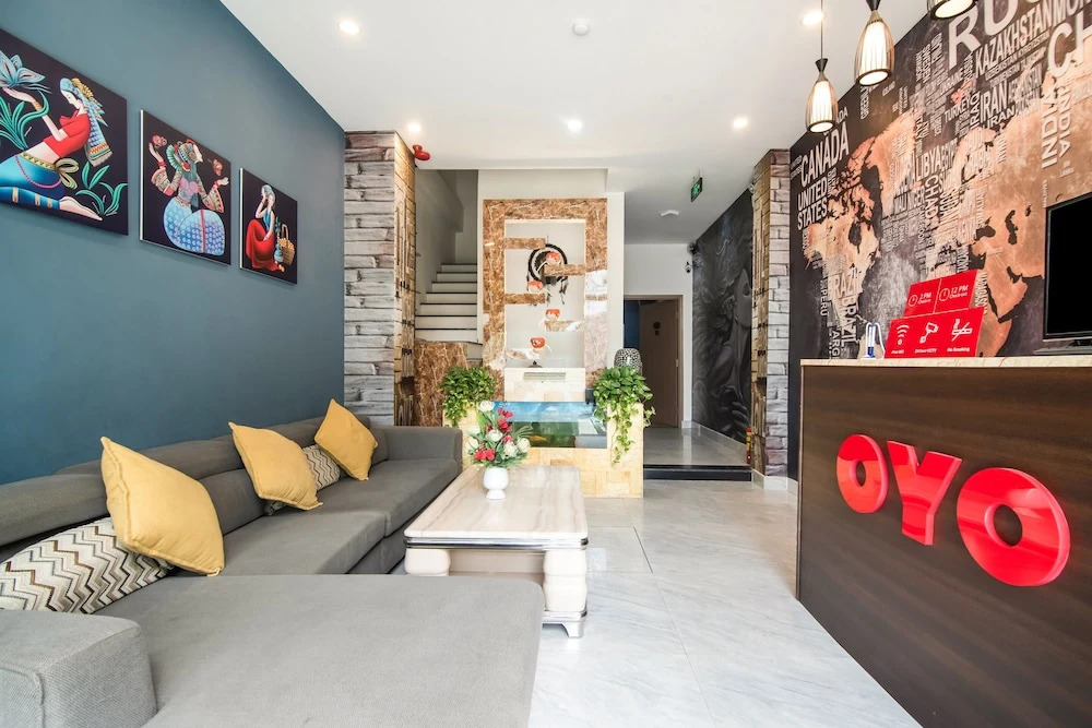 OYO 475 Orange House