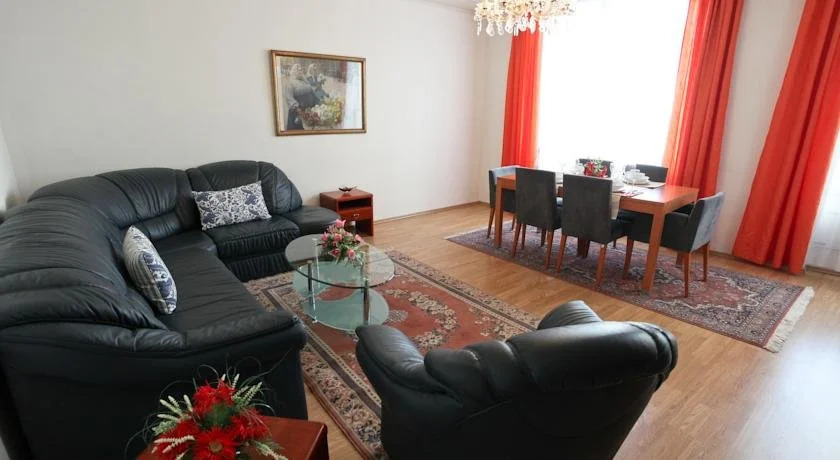 Lovely Apartment I Close to Main Station I 10 Minutes to Belvedere