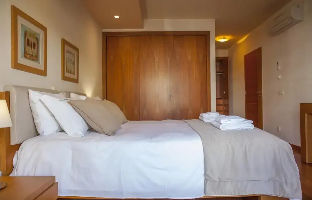B27 - Luz Bay 2 Bedroom Apartment