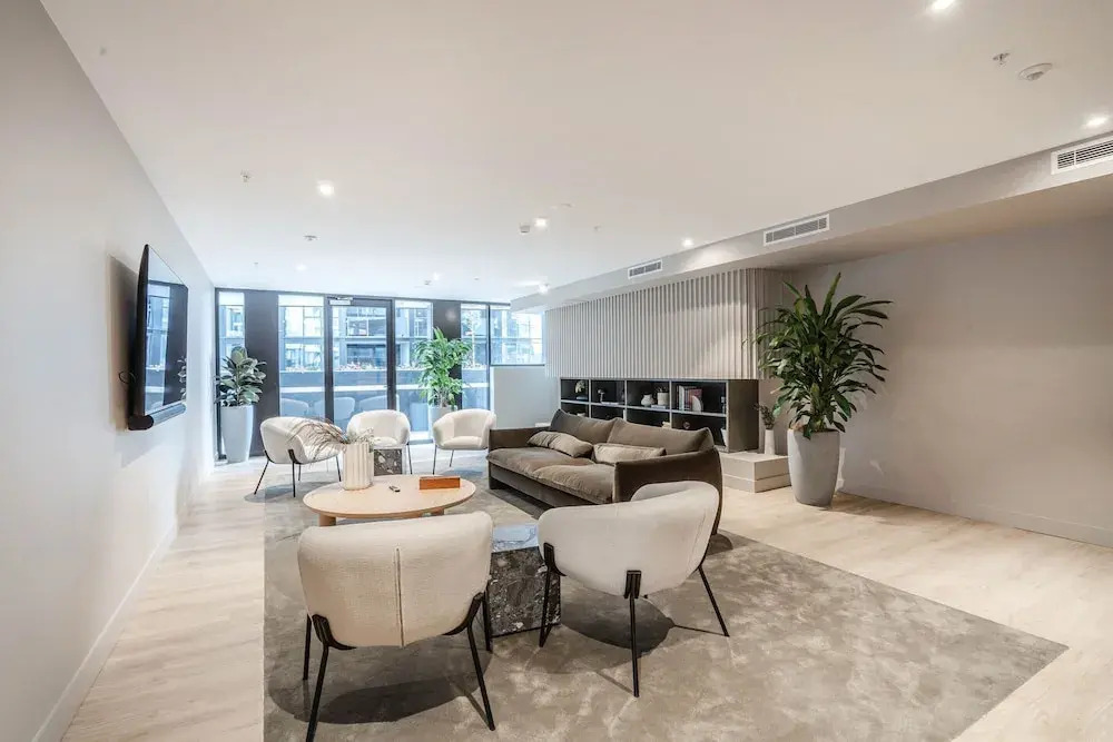 Modern 2-bed Apartment With Premium Amenities