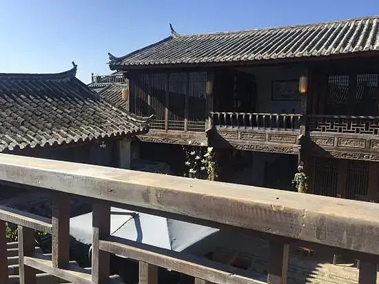 Yueqiao Huayuan Inn