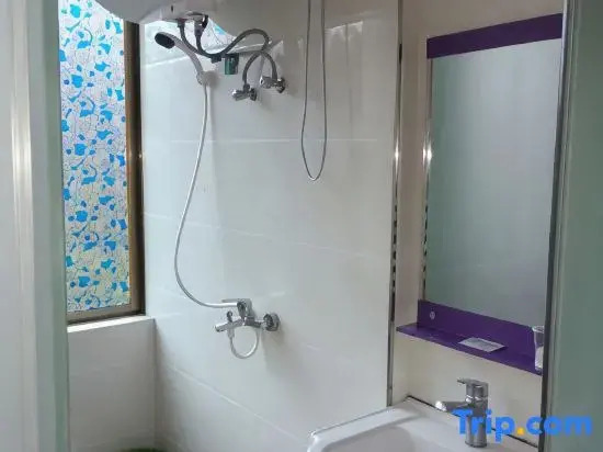 Hengyang County Zichen Hotel