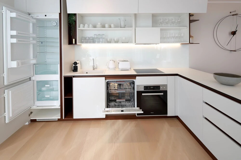 Stylish Apartment 100m from the Beach
