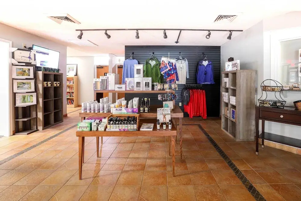 Indoor Pool & Golf Course Views: Lake Lure Condo!