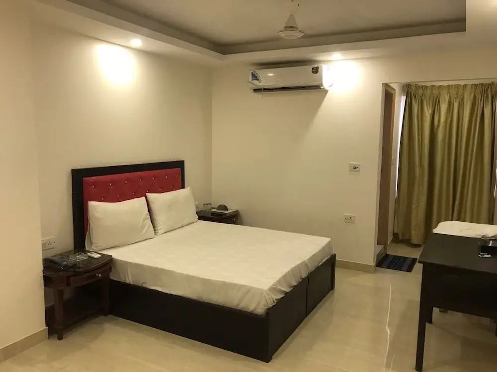 Hotel Royal Residency - New Delhi Railway Station