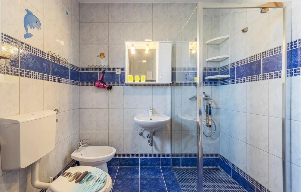 Amazing Apartment in Medulin With Wifi and 2 Bedrooms