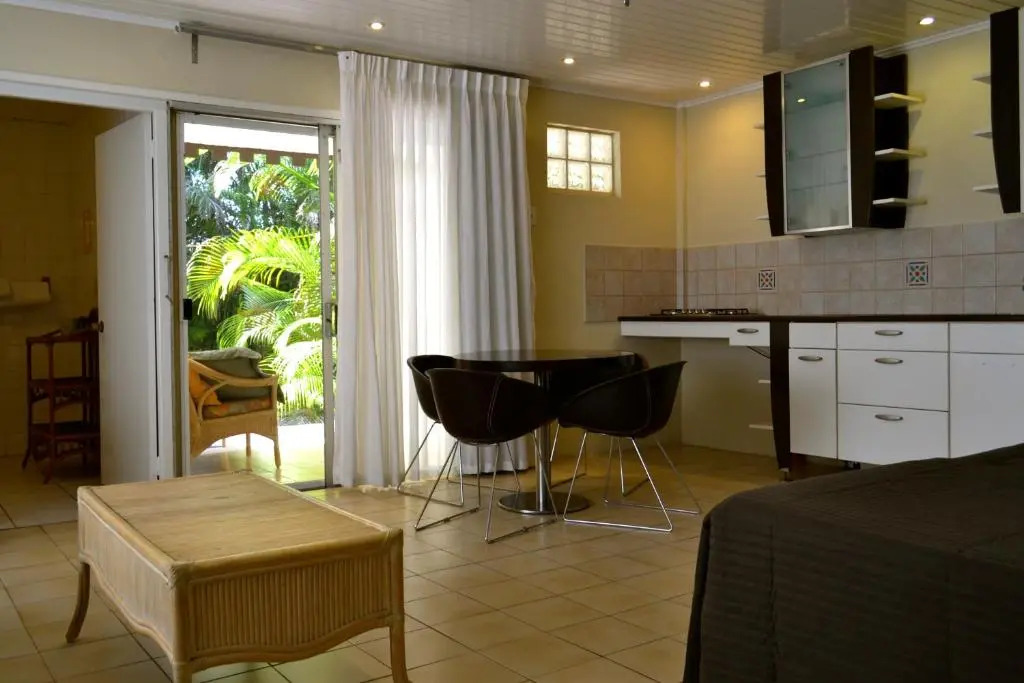 Bananas Apartments Adults Only