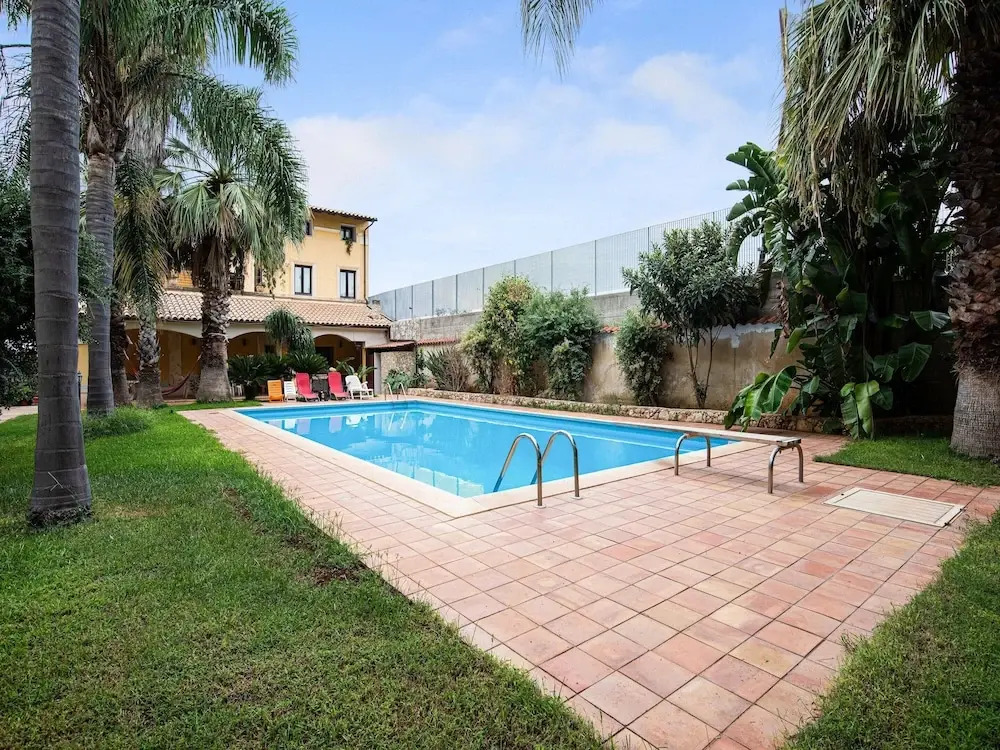 Pet-friendly Villa w/ Pool