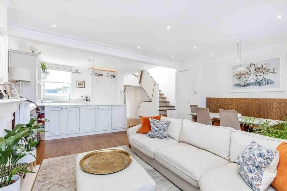 Luxury 3-bed Apartment in Central London