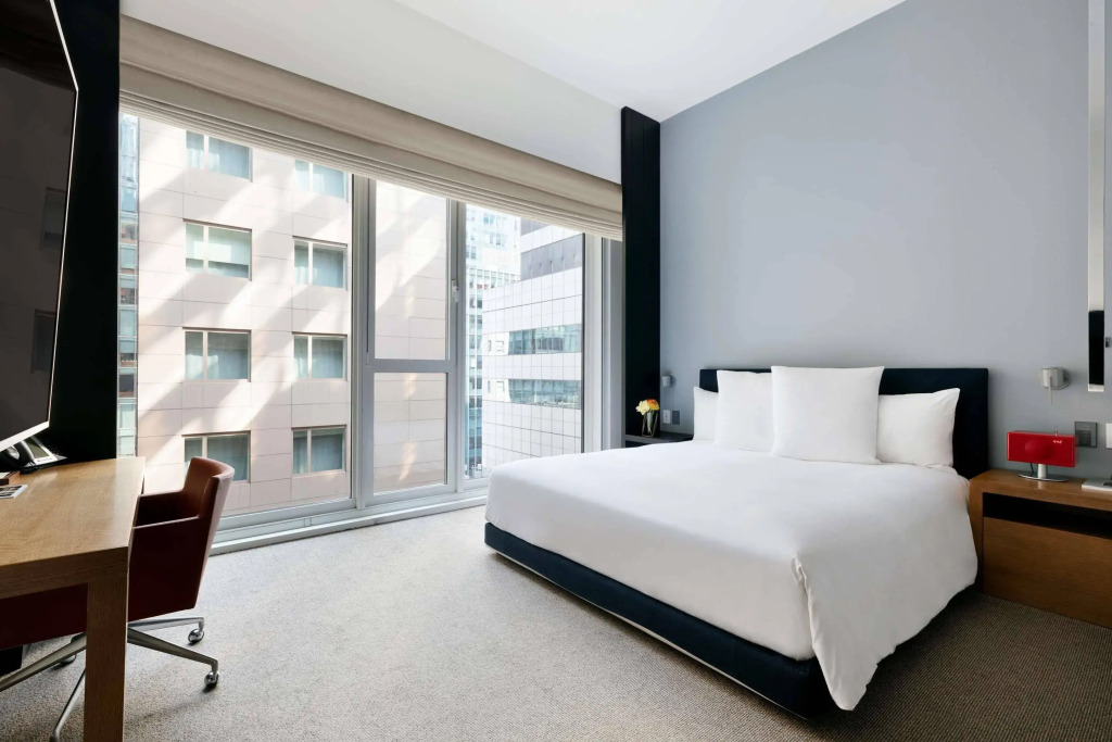 Andaz 5th Avenue, By Hyatt