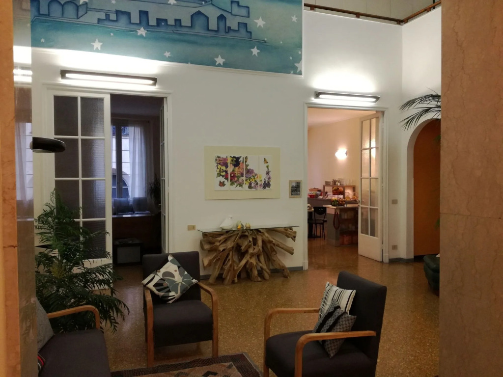 Hotel Cairoli