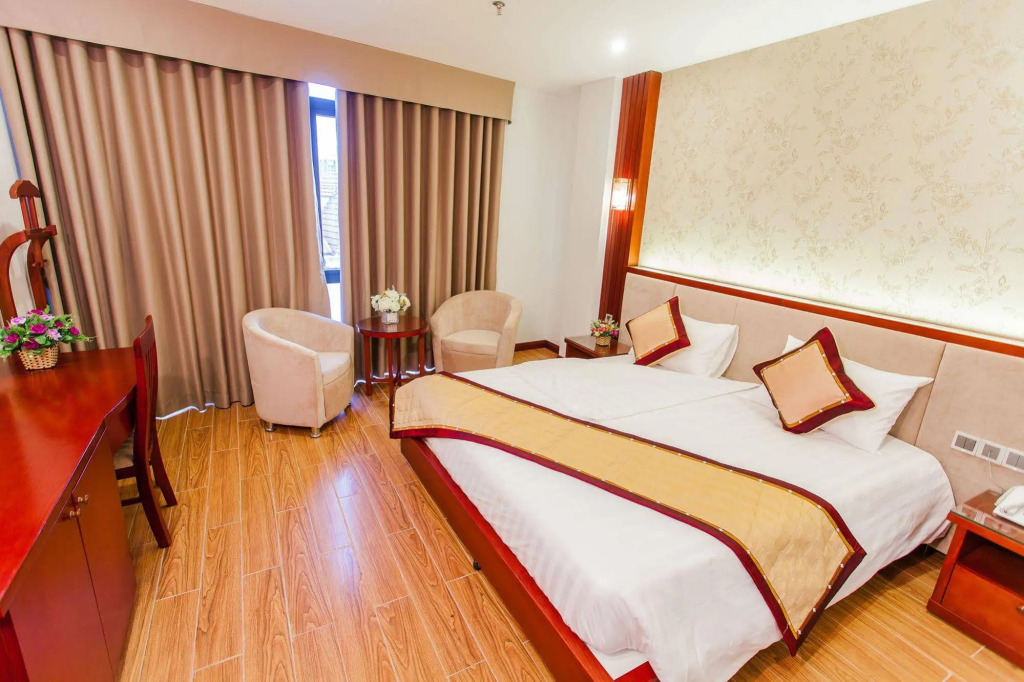 Tu Son Luxury Hotel