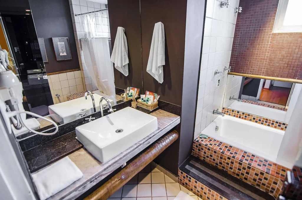Stream Palace Hotel