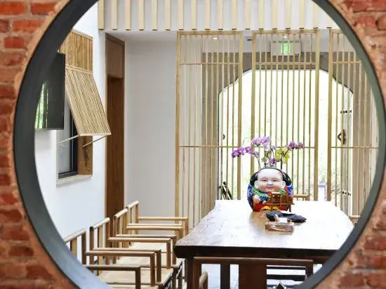 Ji Jian Resorts