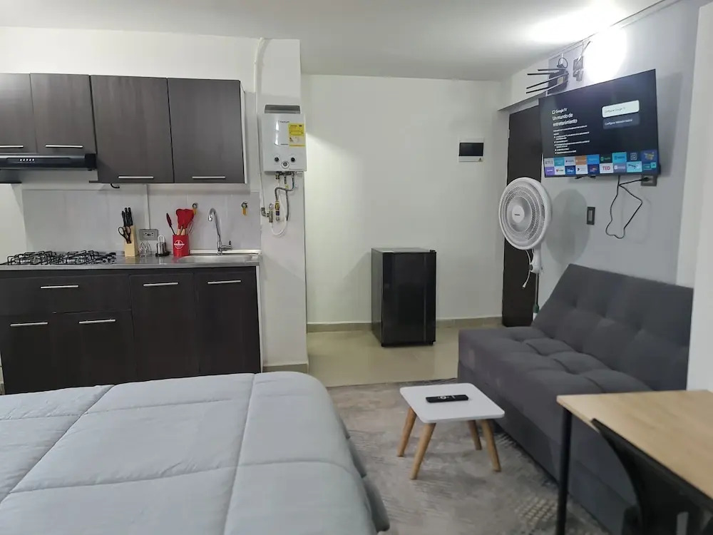 RG33 ApartaSuites