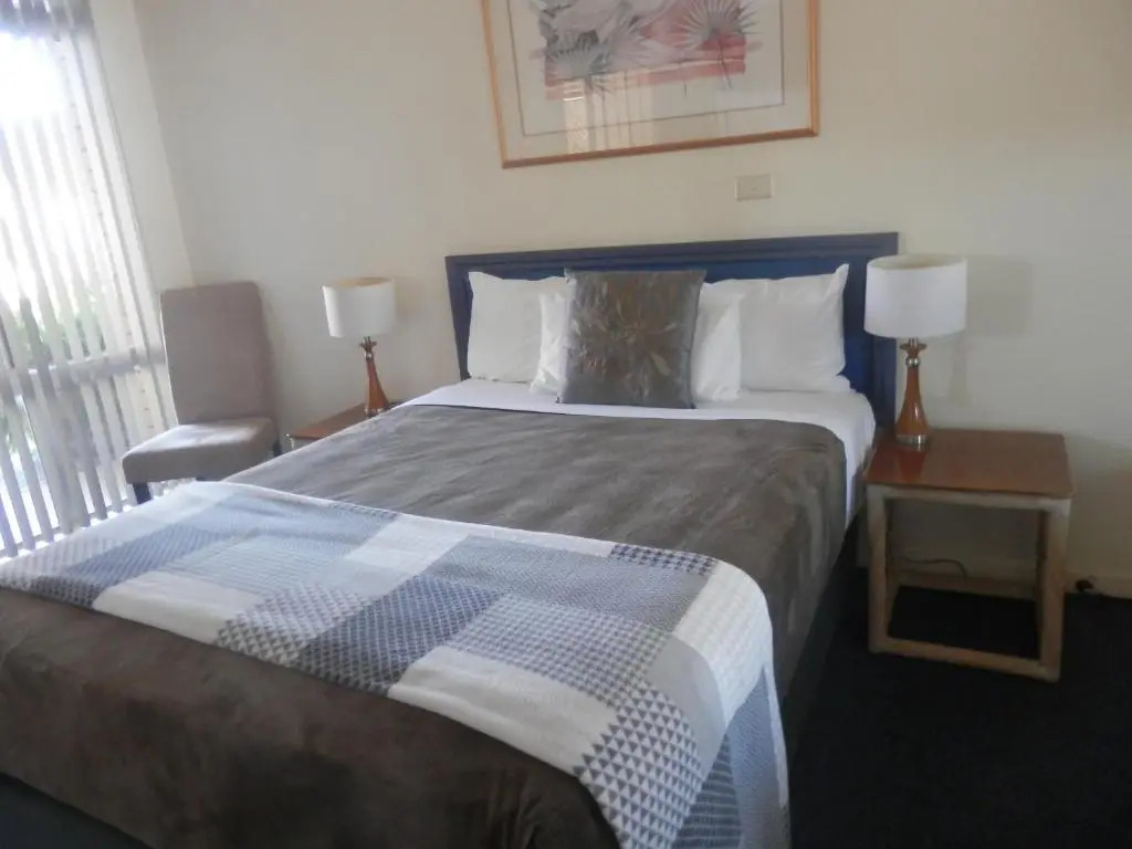Tall Timbers Motel