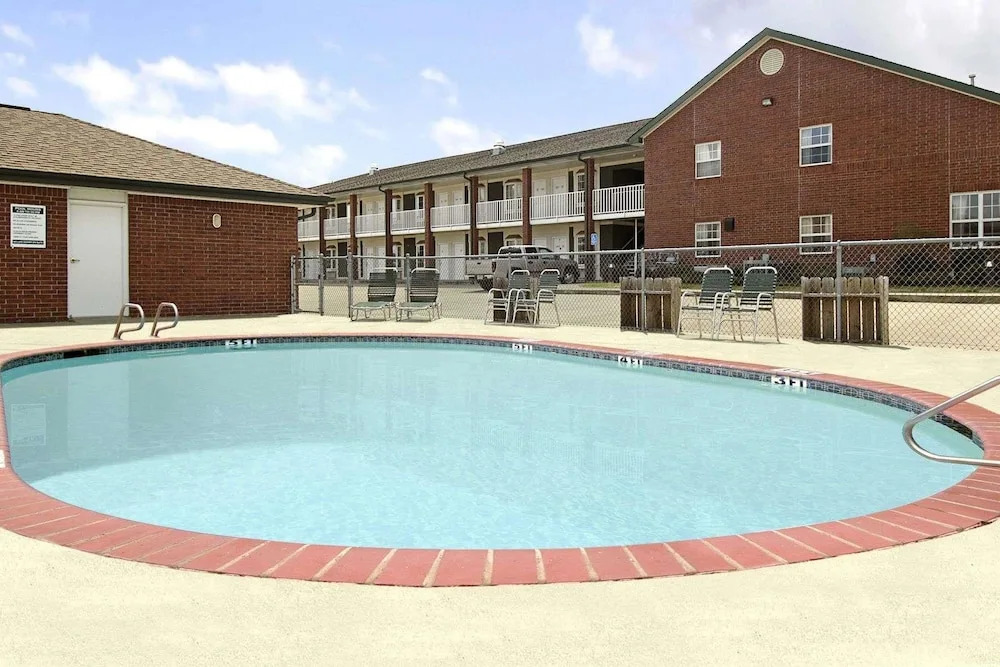 Days Inn Beebe