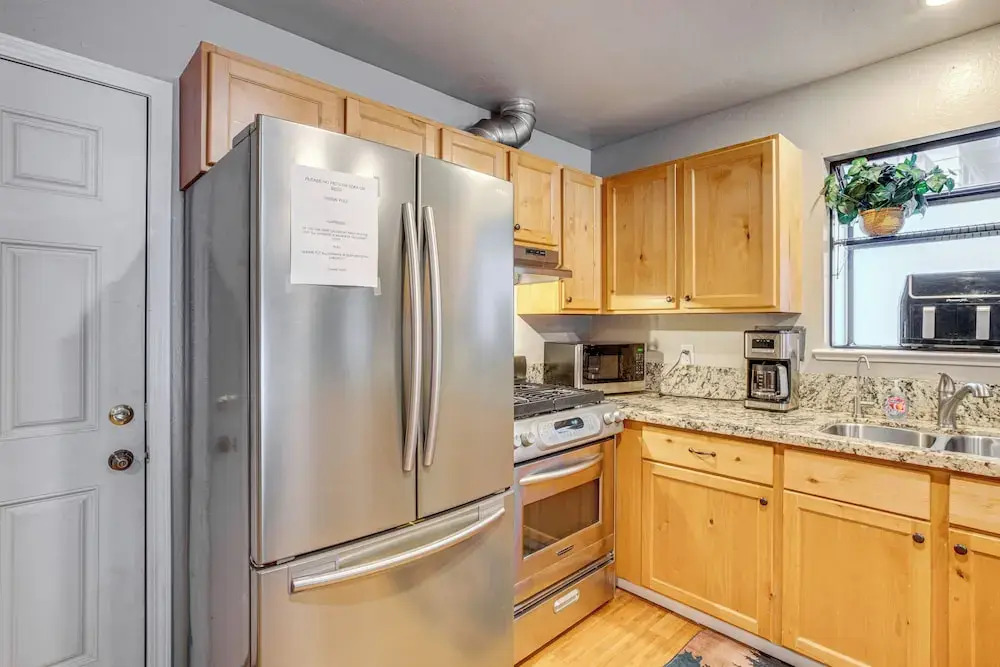Ski & Board in South Lake Tahoe! Updated Home