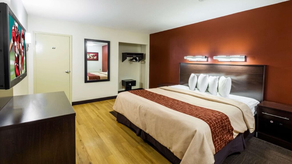 Red Roof Inn PLUS+ South Deerfield - Amherst