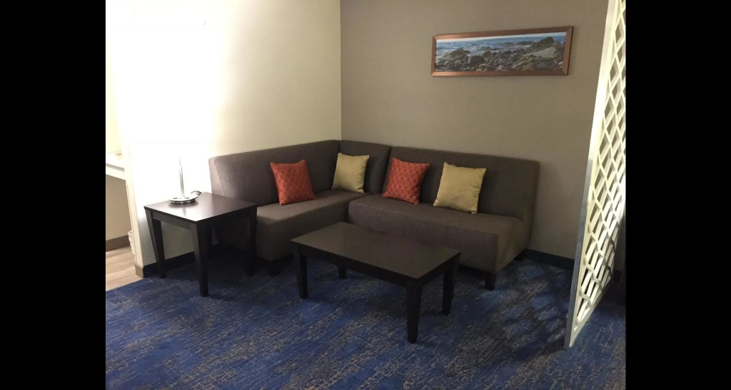 Best Western Plus Portland Airport Hotel & Suites