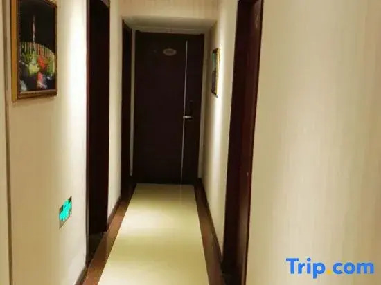 Xiao you Aisideng Hotel (Harbin Haxi Wanda)