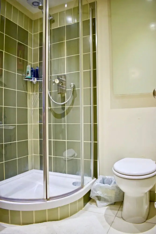 2 Bedroom Flat in Shepherd's Bush