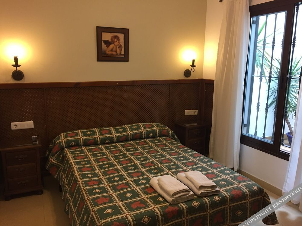 Bronce Guesthouse