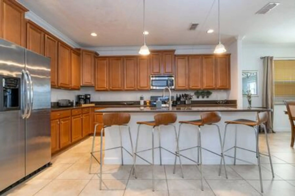Gorgeous 6 bedroom w/pool Paradise Palms, Kissimmee