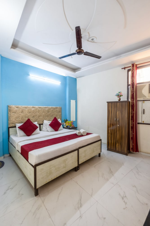 Hotel M C Residence