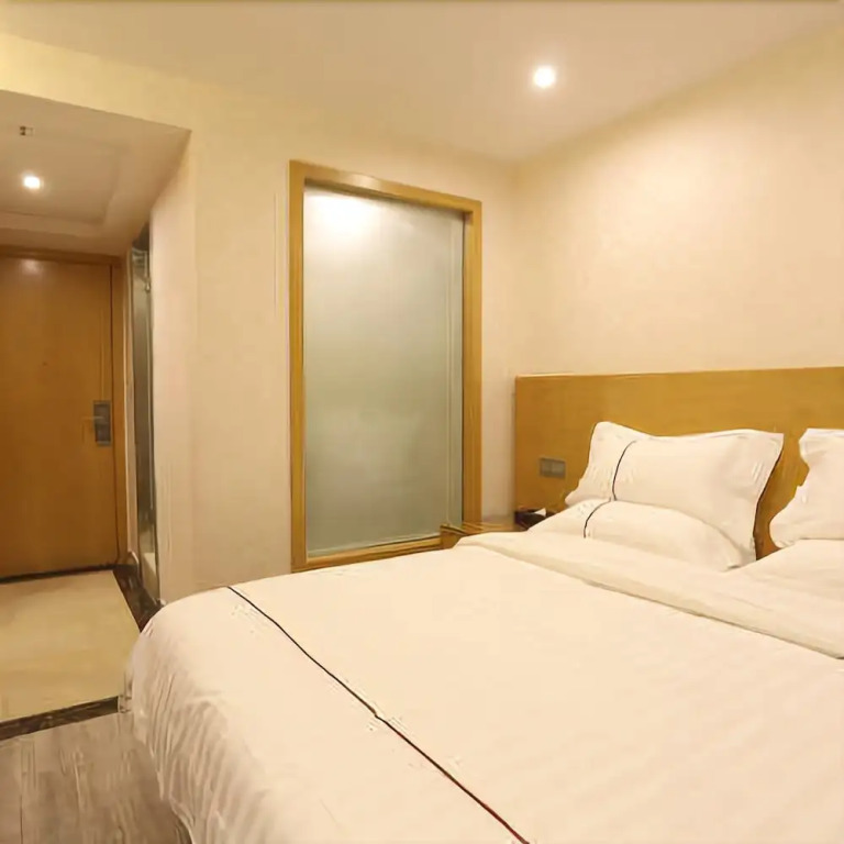Starway Hotel