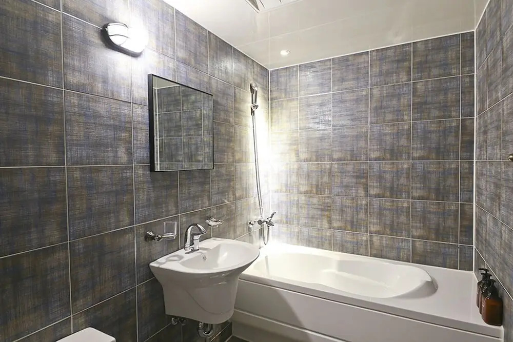 Refined Hotel