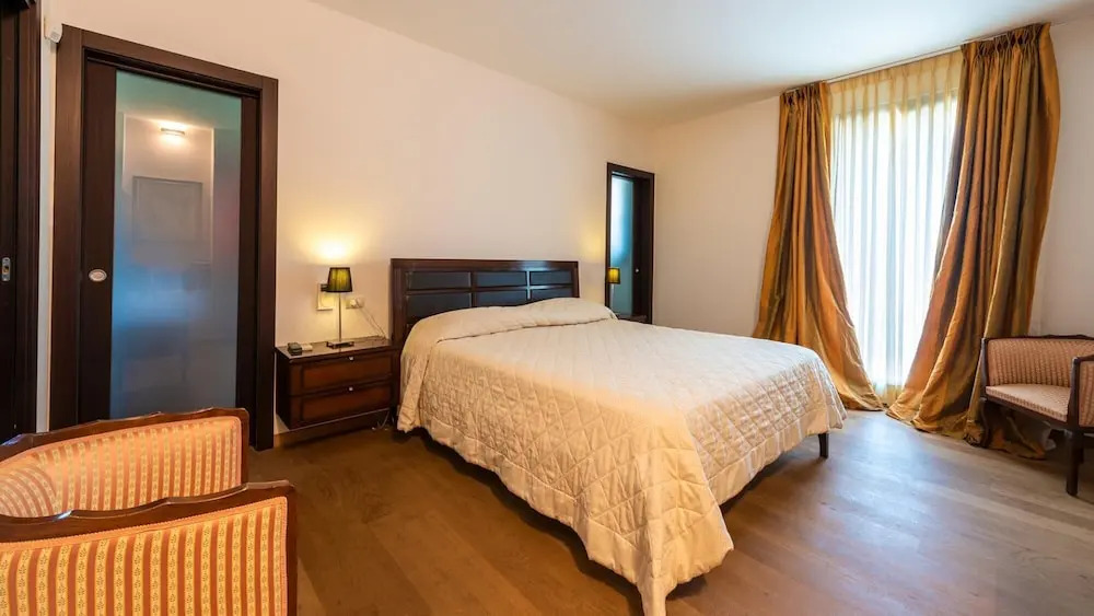 Villa Iride 10 2 in Casarano