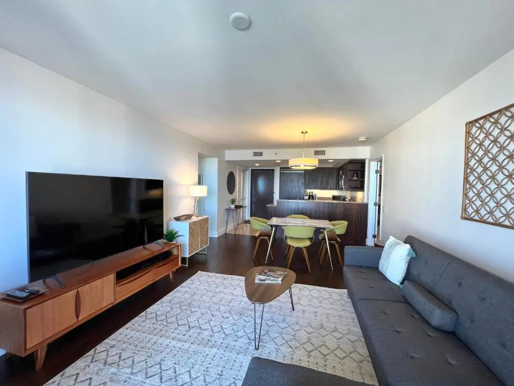 1551 Ala Wai Blvd #3504