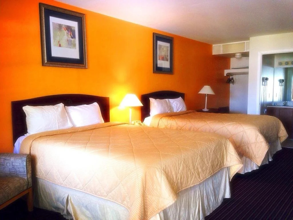 Plum Tree Inn
