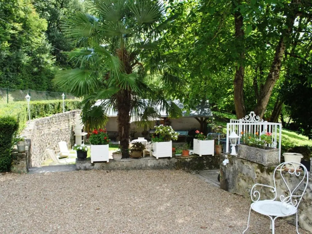 Séjour Authentique dans un Ancien Moulin - Gîte Confort avec Jardin Privatif - FR-1-381-475