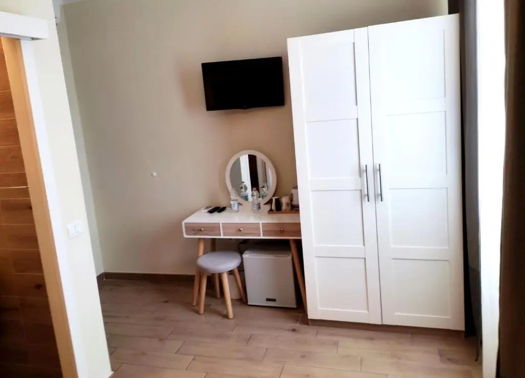 Pisa City Lodge