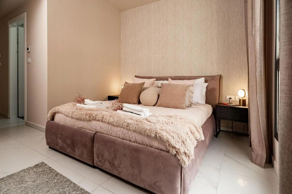 Designed 2BR with 2 bathroom, Terrace and Parking