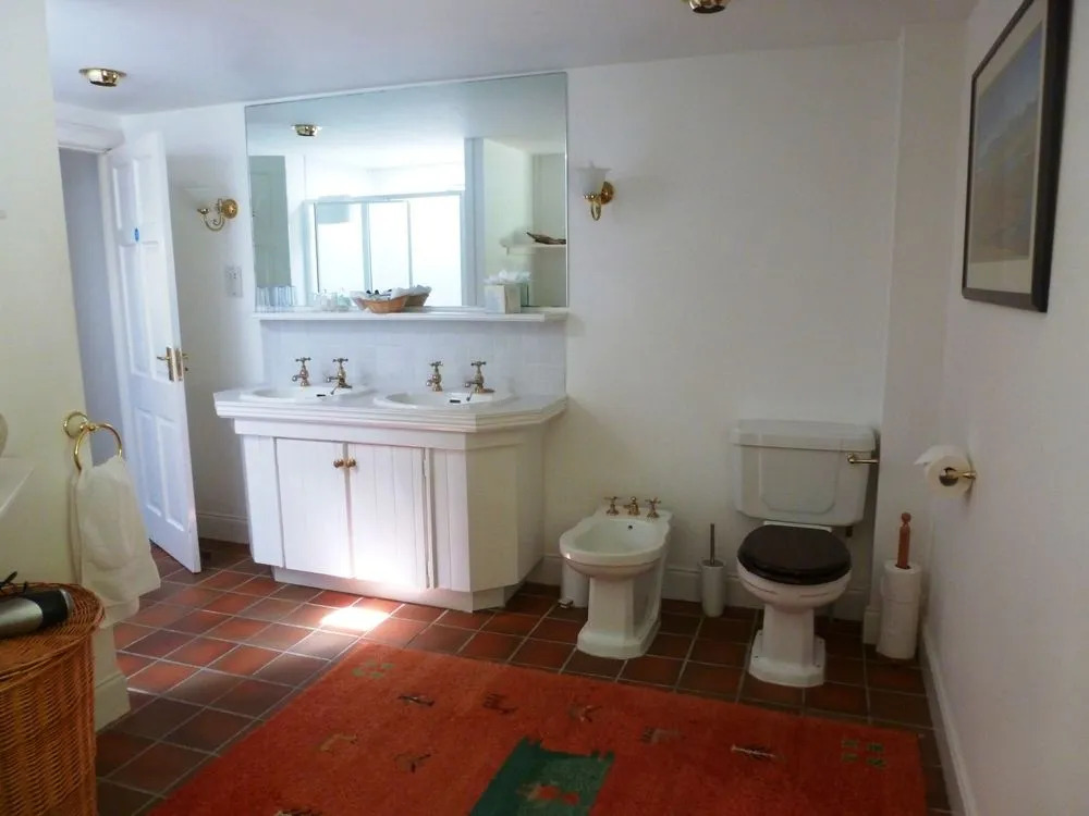 Summer Isles Hotel